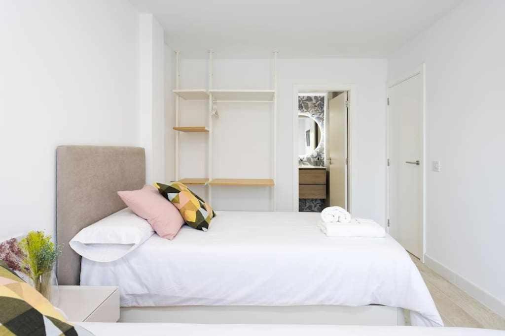 Sunnyland Apartment Arona Cho Bagian luar foto