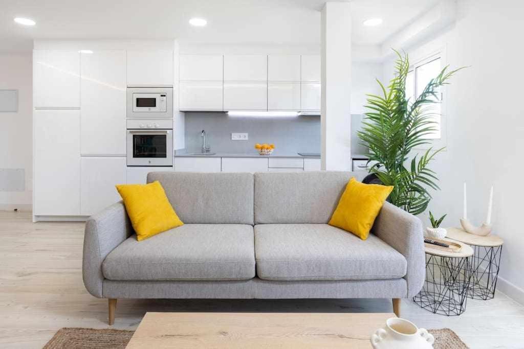Sunnyland Apartment Arona Cho Bagian luar foto